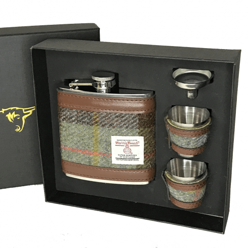 Glen Appin of Scotland Harris Tweed Hip Flask Gift Set - MacLeod Tartan